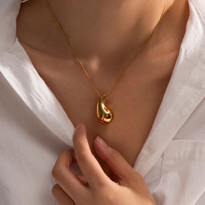 Collares