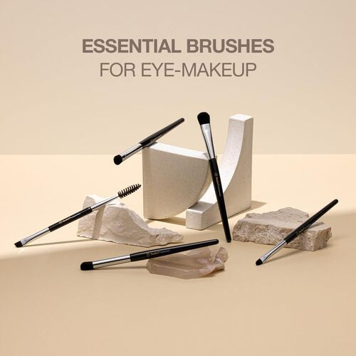 STUDIO17 Base Eye shadow Brush 711