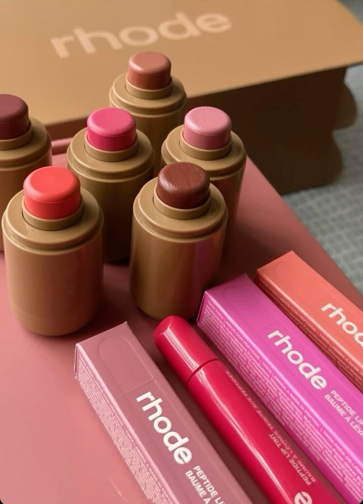 Lip Tint – Toque de color + cuidado nutritivo  Rhode
