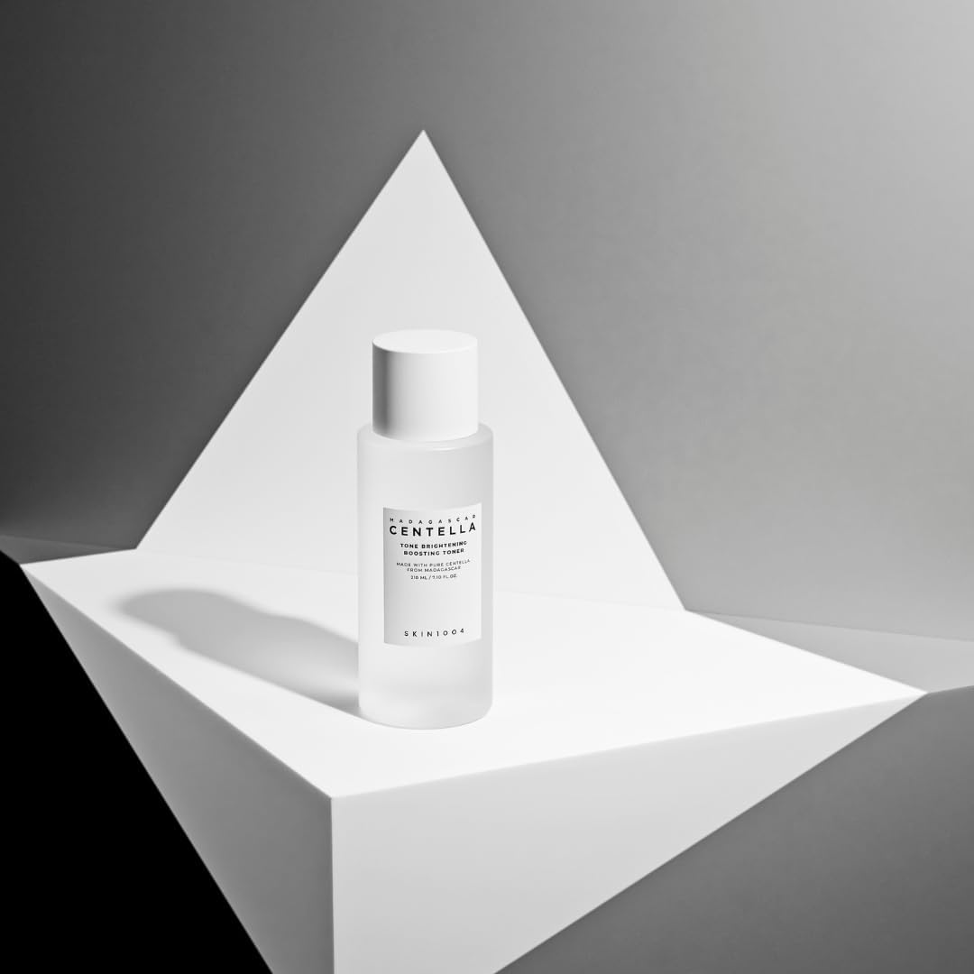 Skin1004 Centella Tone Brightening Tónico iluminador potenciador del tono 210ml