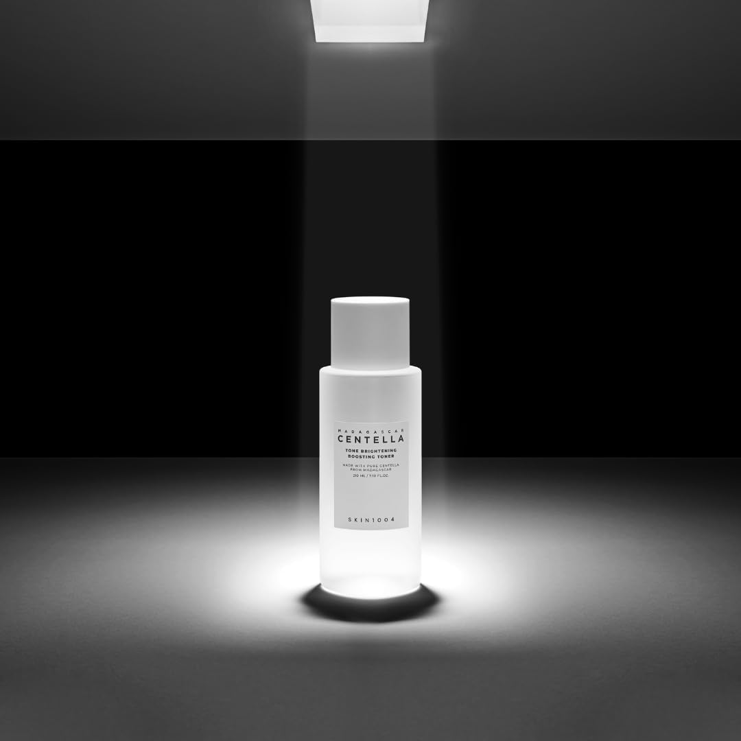 Skin1004 Centella Tone Brightening Tónico iluminador potenciador del tono 210ml