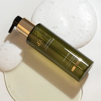 d'Alba Mild Skin Balancing Vegan Cleanser 200ml