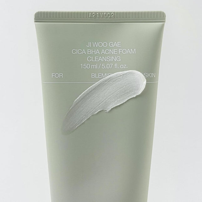 celimax Ji Woo Gae Cica BHA Acne Foam Cleansing 150ml