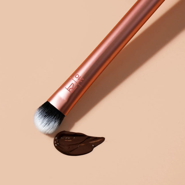 Real Techniques Brocha de maquillaje para corrector líquido y en crema Expert 1542