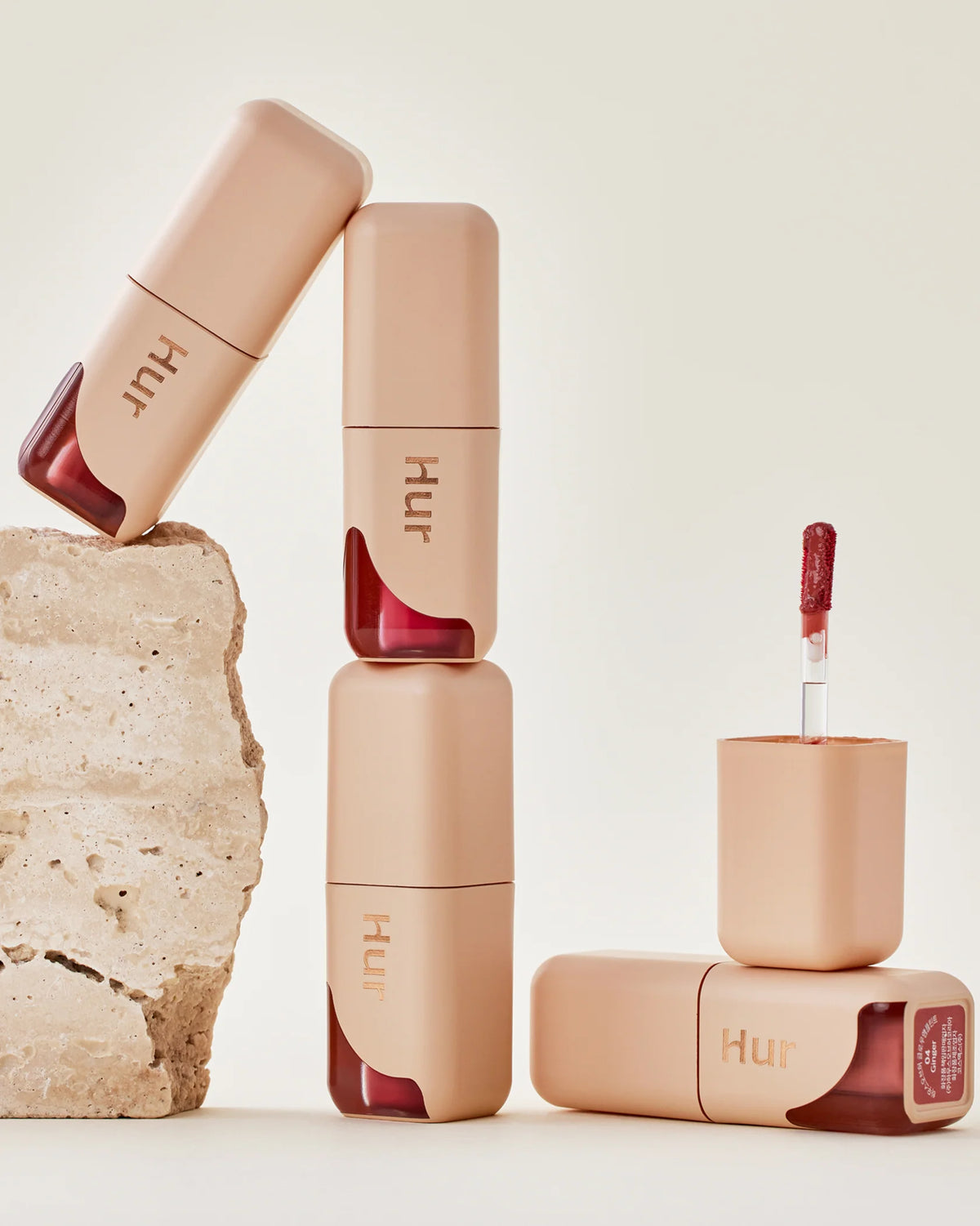 House of Hur – Glowy Ampoule Tint