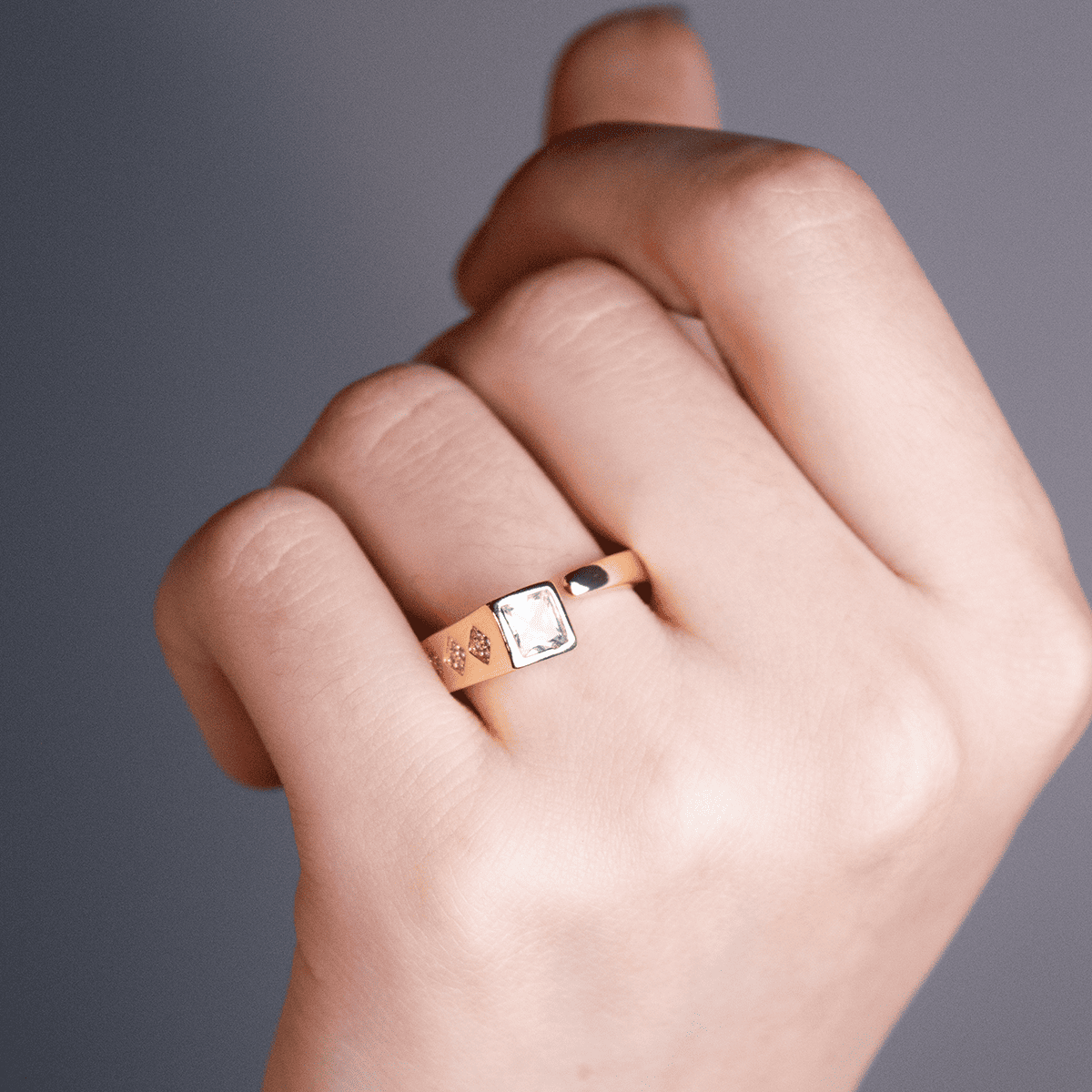 Anillo Flamígero