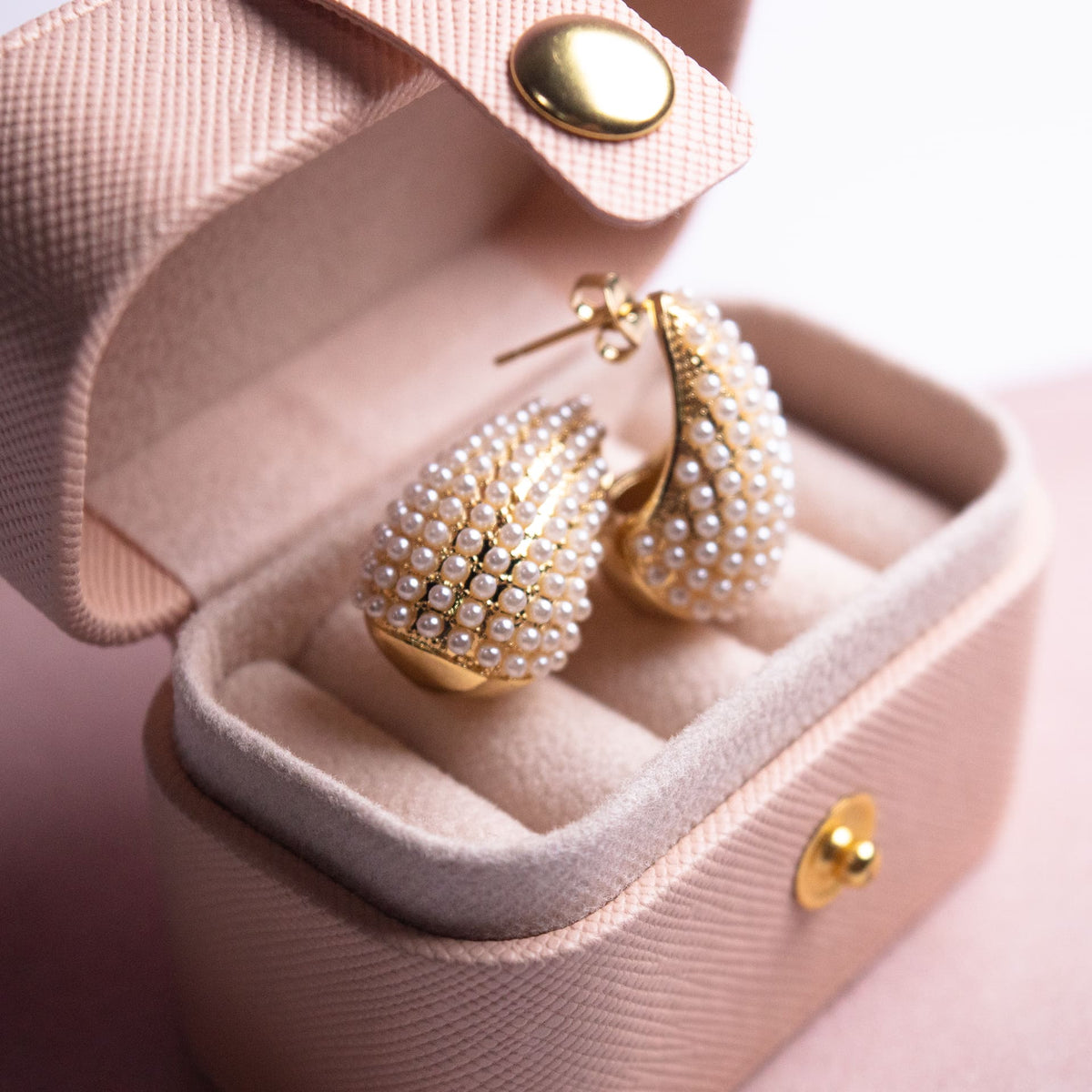 Aretes Goya