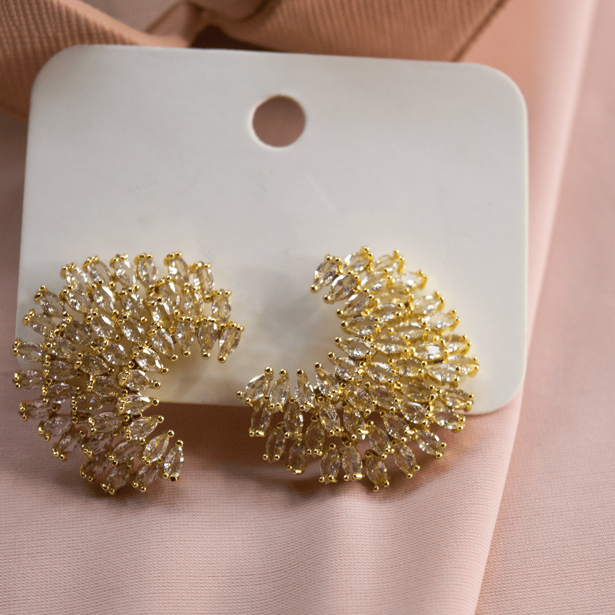 Aretes Alas de Éter