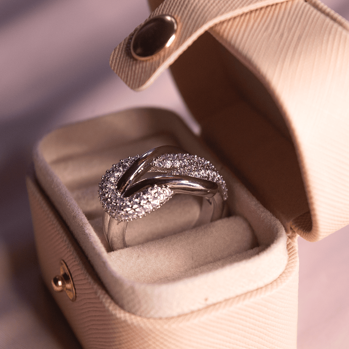 Anillo Doble Nudo
