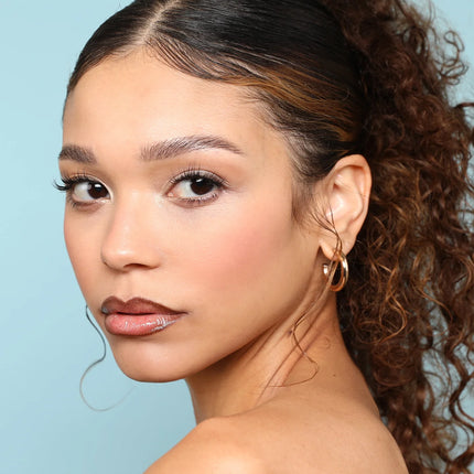 Moira- Lip Chic Shimmer Gloss