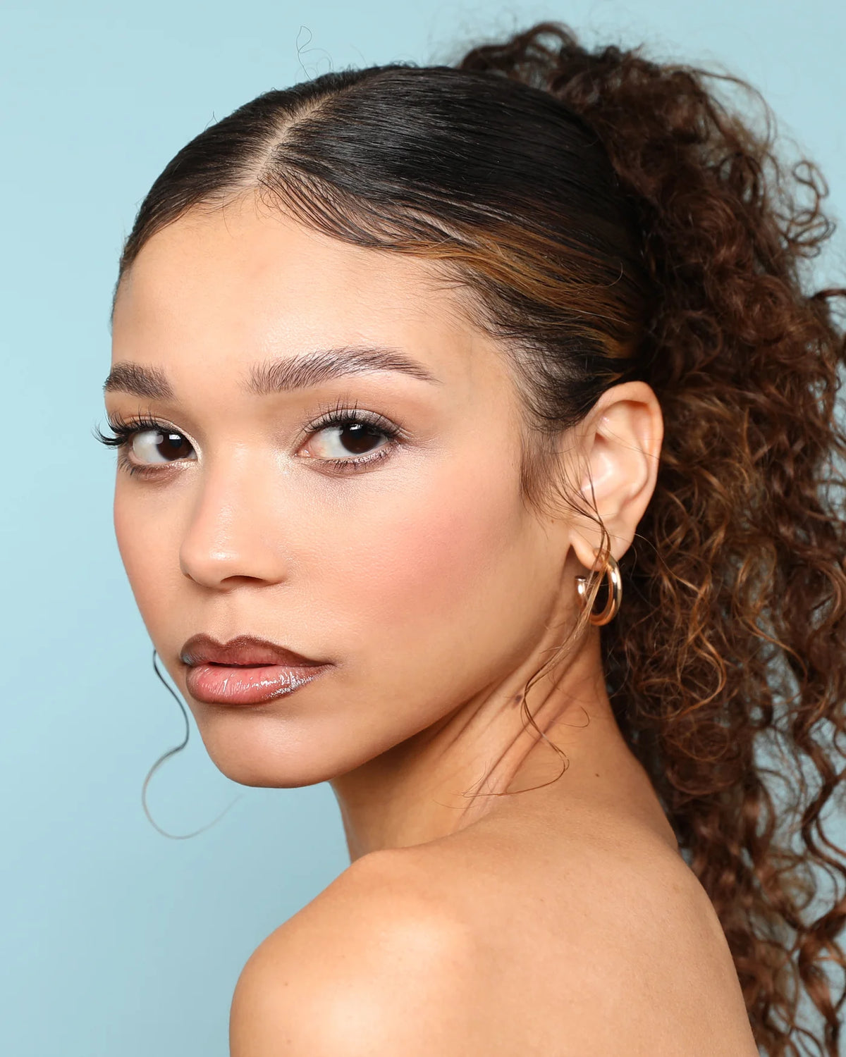 Moira- Lip Chic Shimmer Gloss
