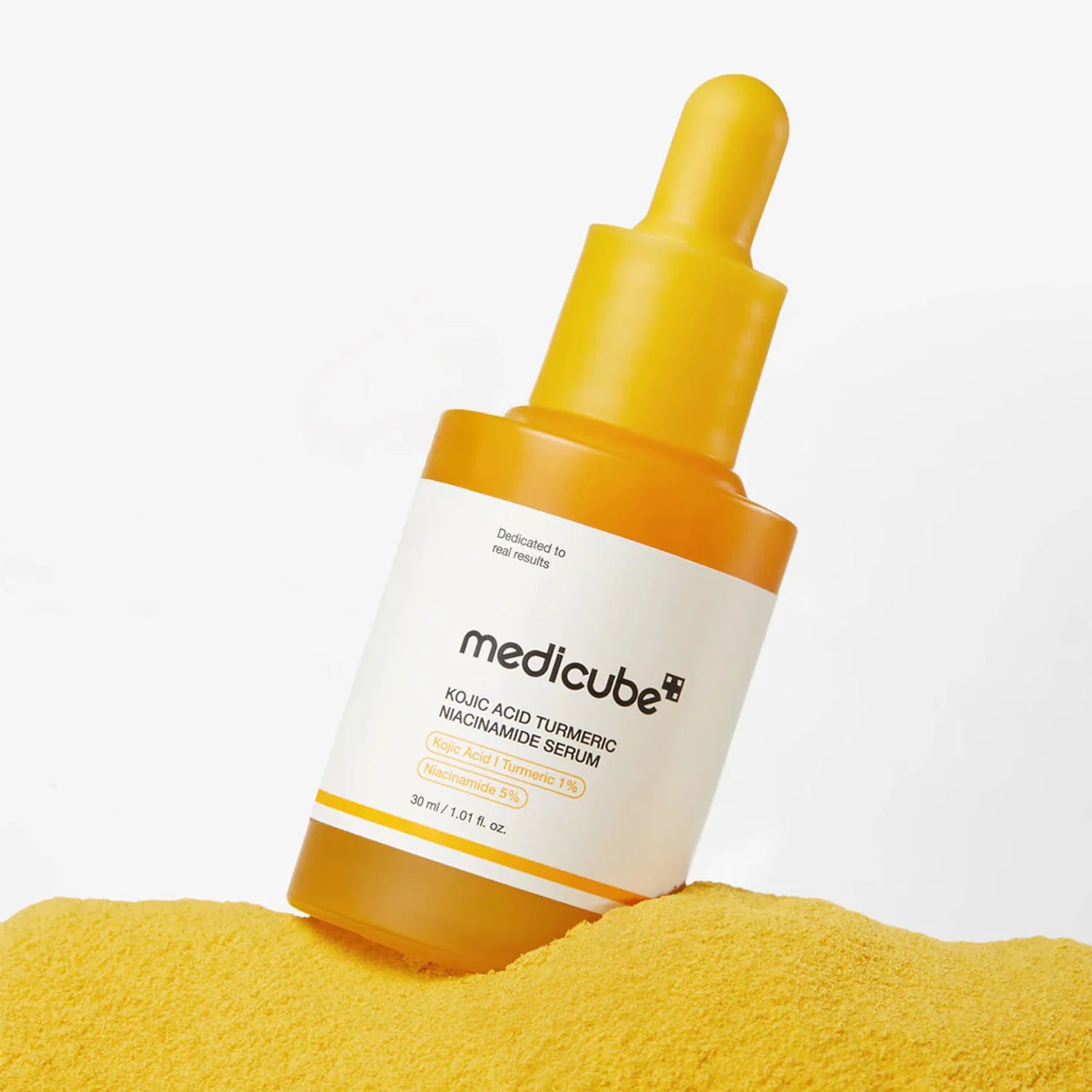 Medicube Suero de cápsula aclarante de cúrcuma de ácido kójico