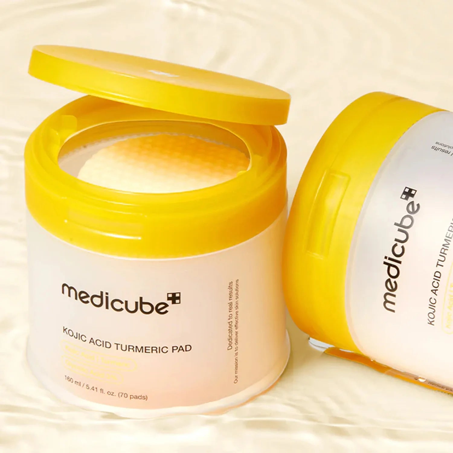Medicube Kojic Acid Turmeric Pad 70ea Tonico de ácido kójico, cúrcuma, niacinamida