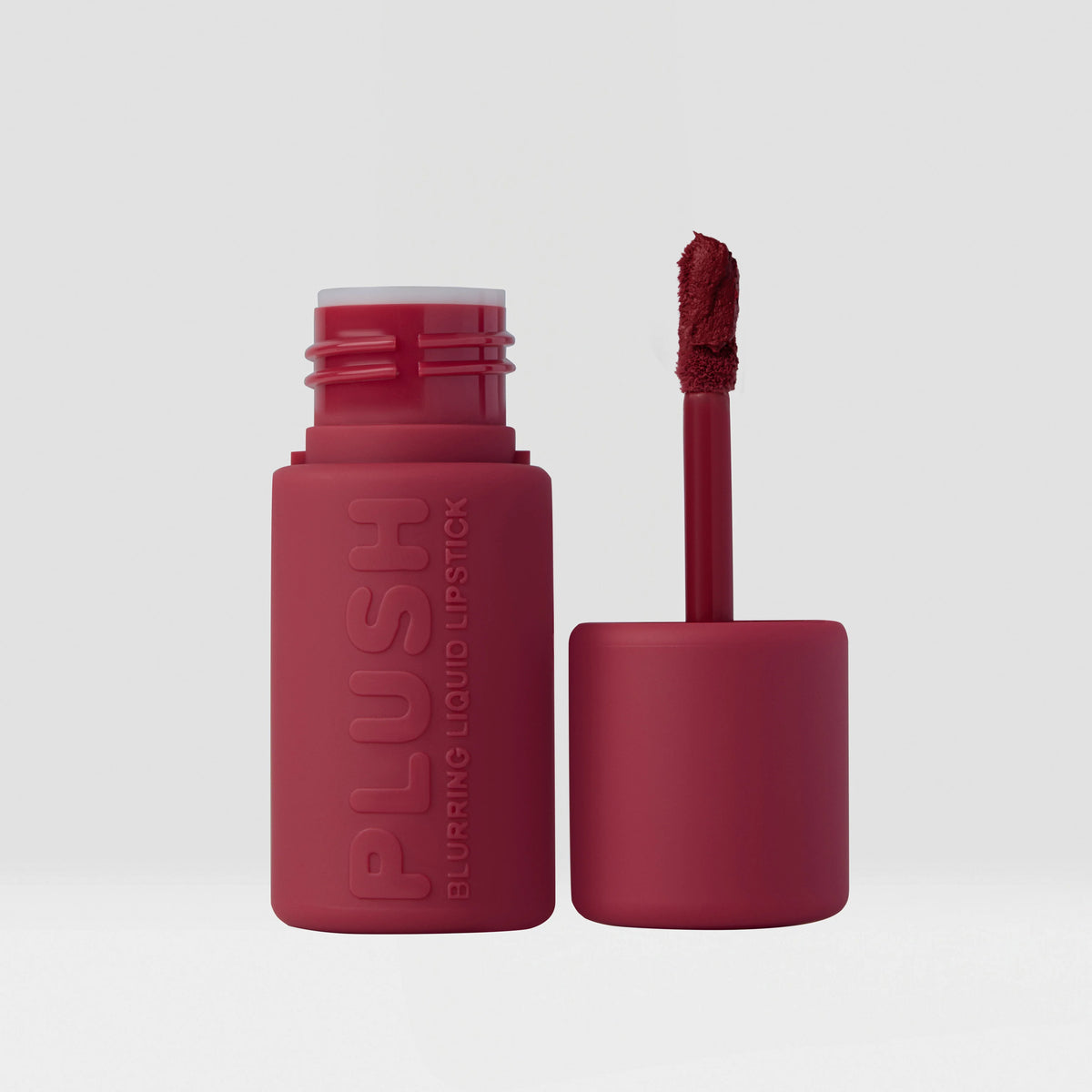 Beauty Creations Plush Blurring Liquid Lipstick – Labial Líquido Efecto Blur