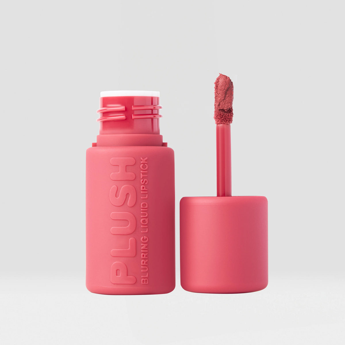 Beauty Creations Plush Blurring Liquid Lipstick – Labial Líquido Efecto Blur