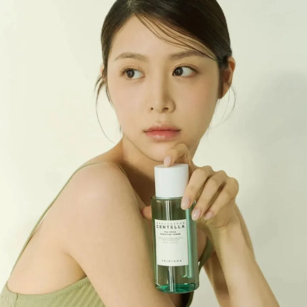 SKIN1004 Centella Tea-Trica Purifying Toner 210 ML Tonico Exfoliante para Piel Grasa Antiacné