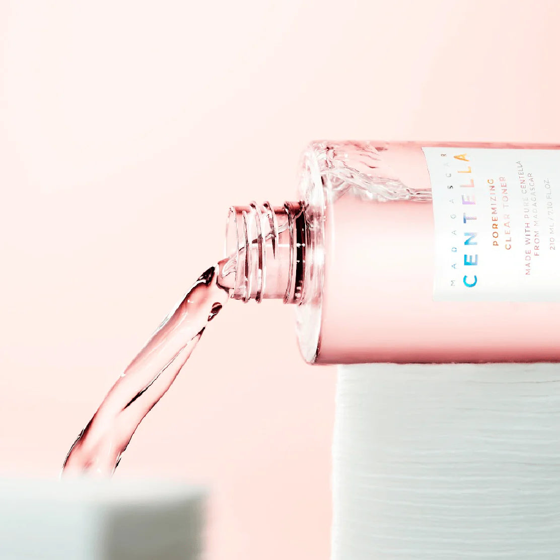 Skin1004 Centella Poremizing Tónico exfoliante y regulador del sebo 210ml